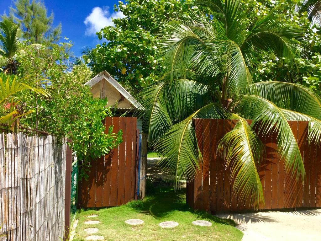 Отель Fare Maeva Moorea Teavaro Экстерьер фото